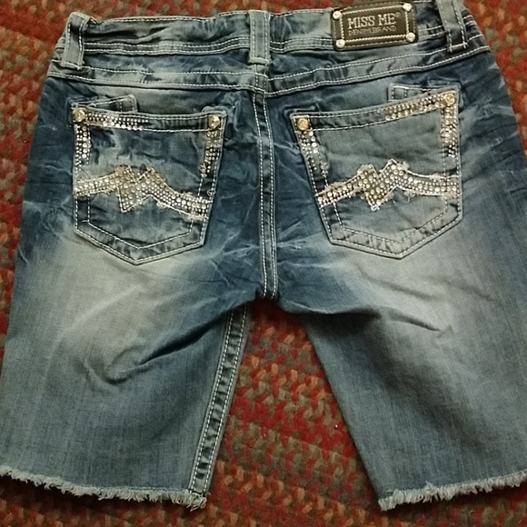 Miss Me Denim - Miss Me Bermuda shorts. Trademark bling pockets